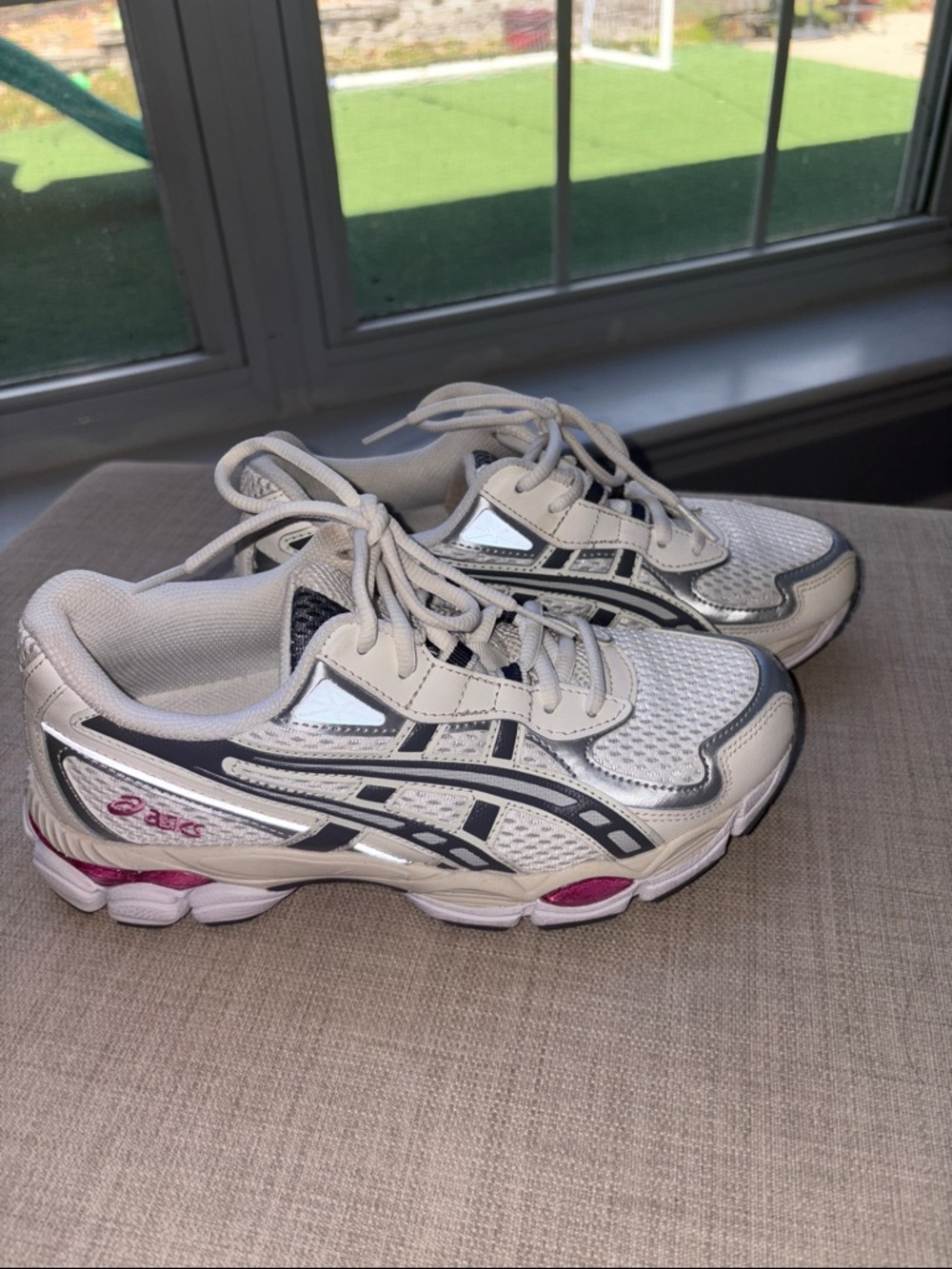 ASICS gel trainers pink and Gray